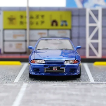 Molded под налягане модел суперавтомобил Nissan GTR R32 от сплав в мащаб 1:64, метален гласове и играчка кола за събиране на сувенирни подаръци