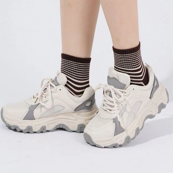 1 чифт Японски, корейски и Чорапи в тънка ивица Four Seasons За момичета, Черни, бели, прости Модни Ежедневни Дамски Къси Чорапи с ниска шнорхел