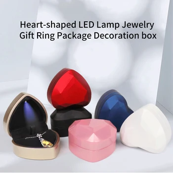 Кутия за пръстени във формата на сърце с led подсветка, в Ковчег за бижута, Контейнер за организиране подарък опаковки, Калъф за съхранение на Годежен пръстен